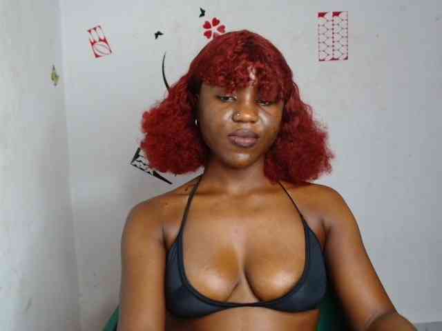 Nasty-petite webcam