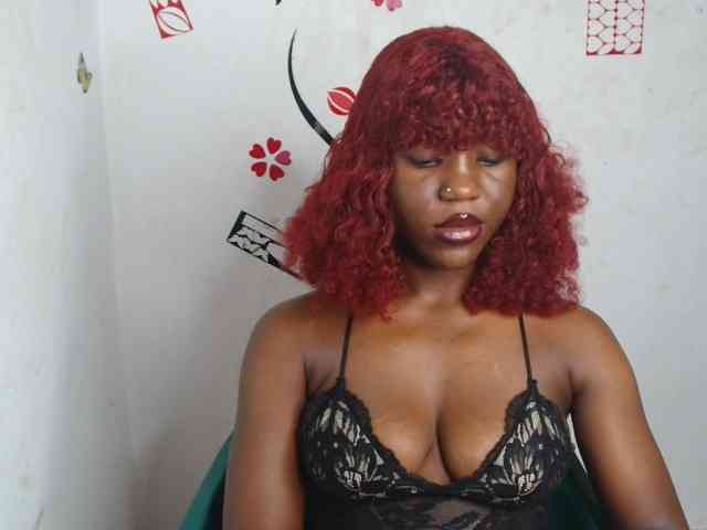 Nasty-petite webcam