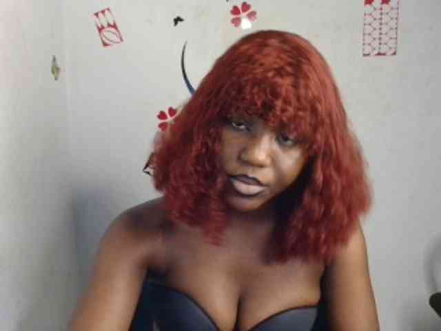 Nasty-petite webcam