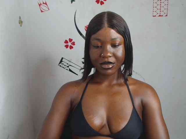 Nasty-petite webcam