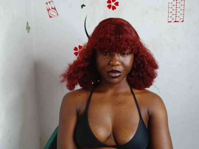 Nasty-petite webcam