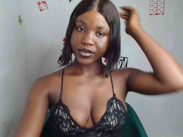 Nasty-petite webcam