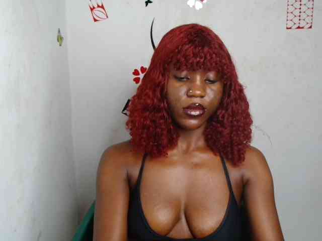 Nasty-petite webcam