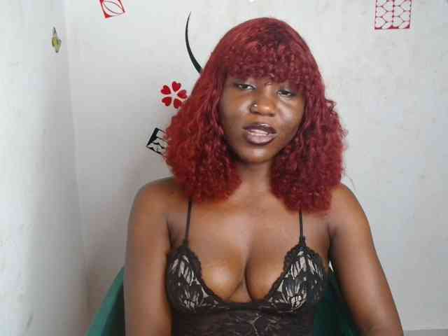 Nasty-petite webcam