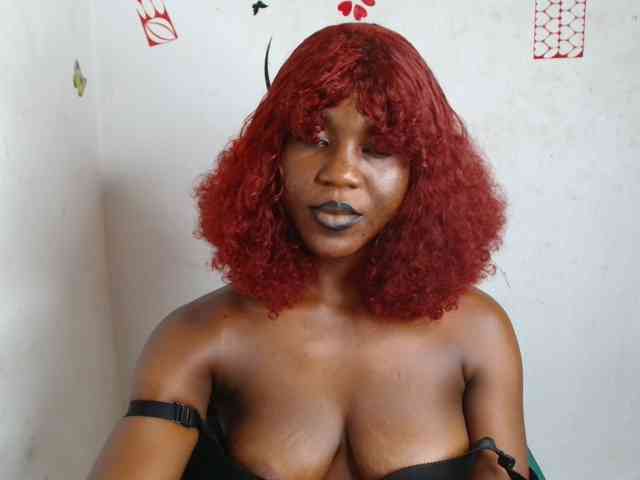 Nasty-petite webcam