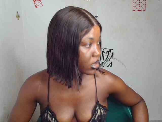 Nasty-petite webcam