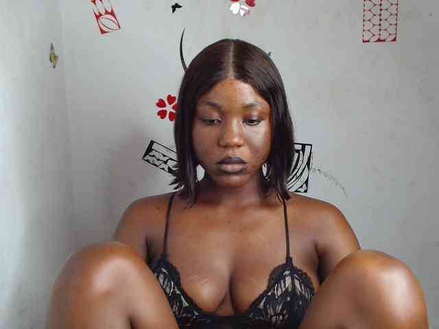 Nasty-petite webcam