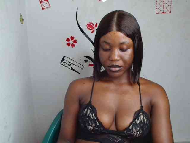 Nasty-petite webcam