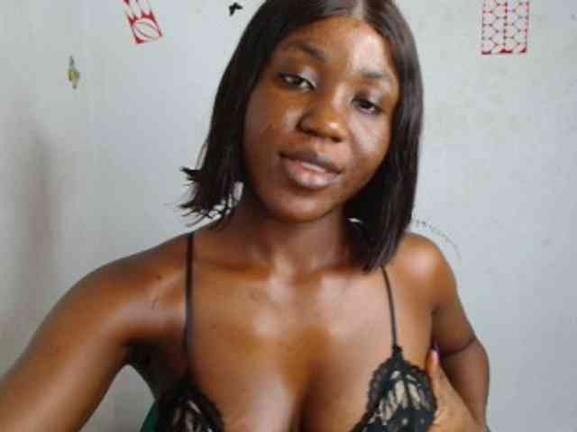Nasty-petite webcam