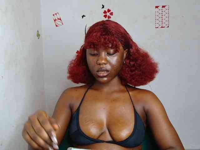 Modelo: Nasty-petite