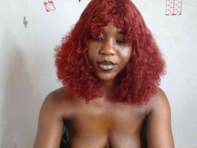 Nasty-petite webcam