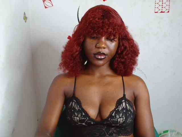 Nasty-petite webcam
