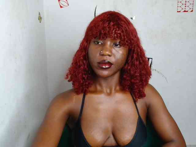 Nasty-petite webcam