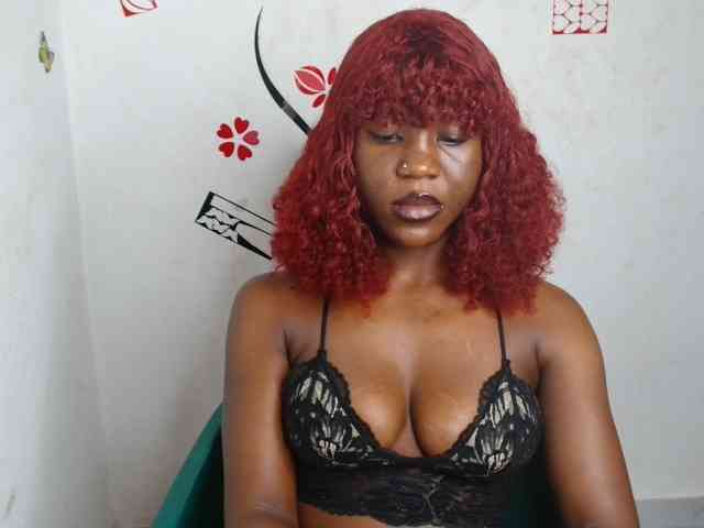 Nasty-petite webcam