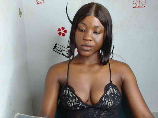 Nasty-petite webcam