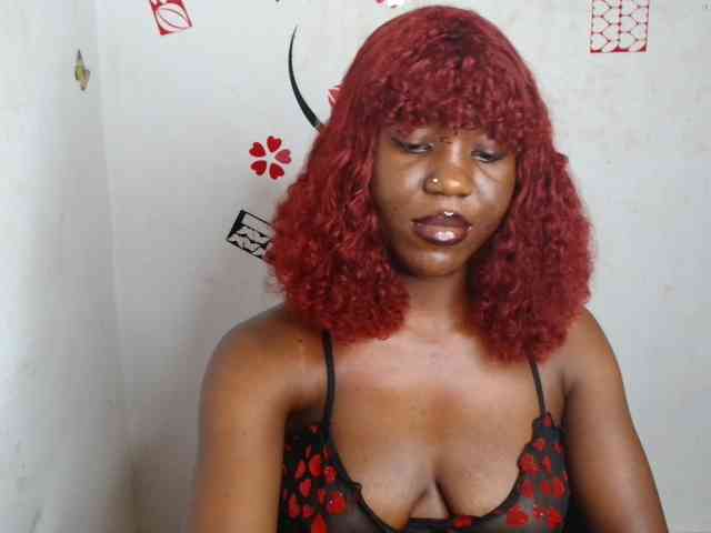 Nasty-petite webcam