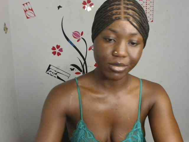 Nasty-petite webcam