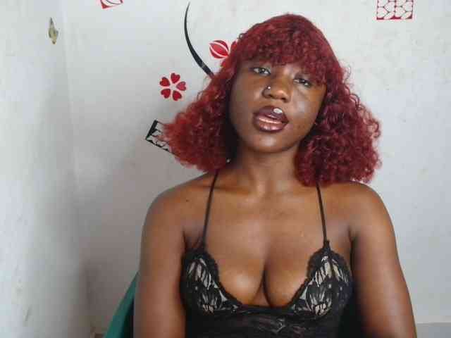 Nasty-petite webcam