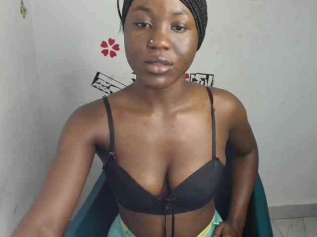 Nasty-petite webcam