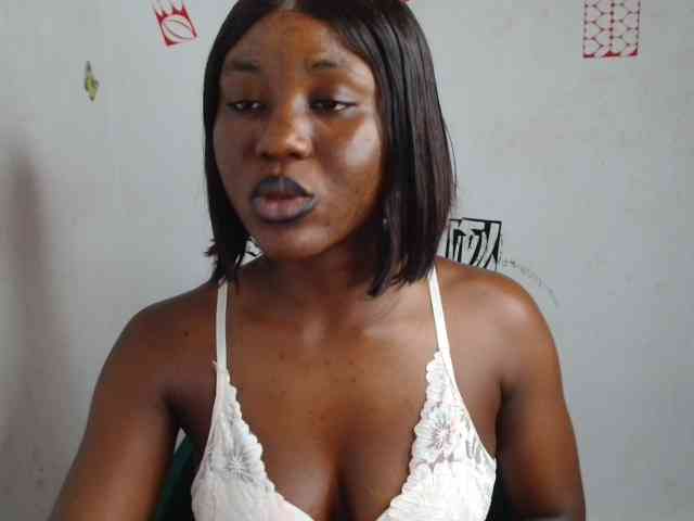 Nasty-petite webcam