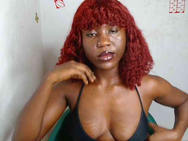 Nasty-petite webcam
