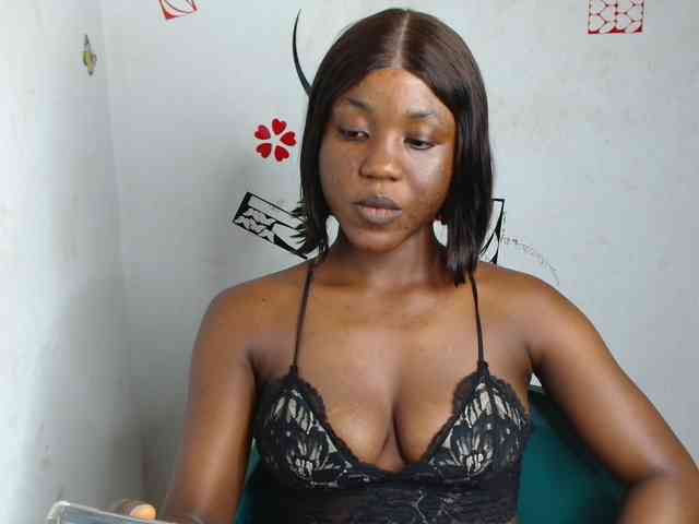 Nasty-petite webcam
