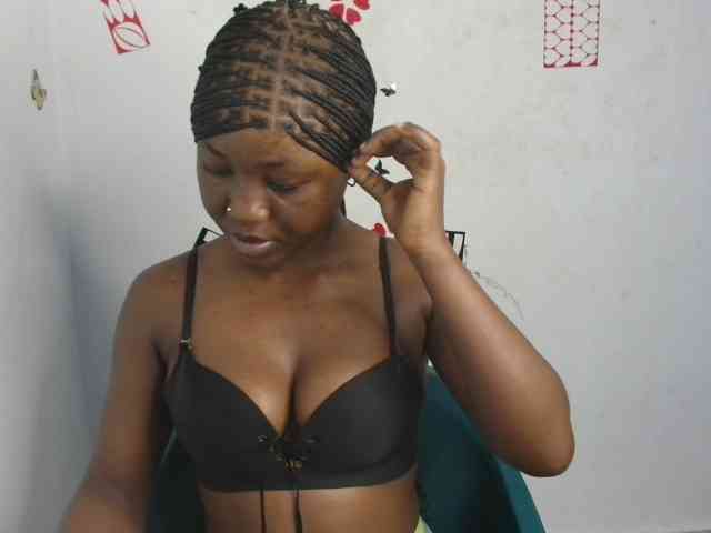 Nasty-petite webcam