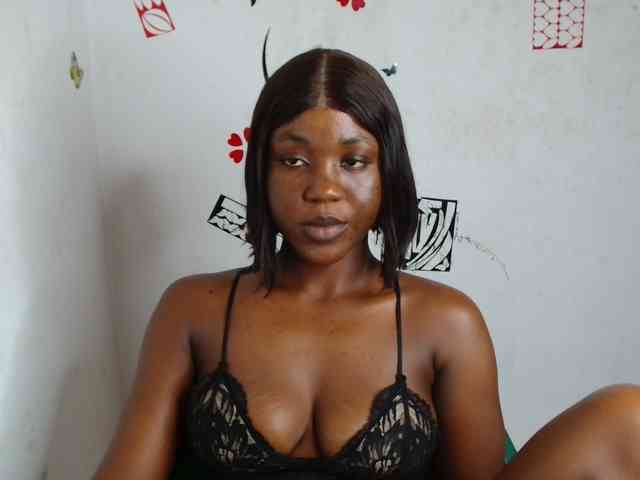 Nasty-petite webcam