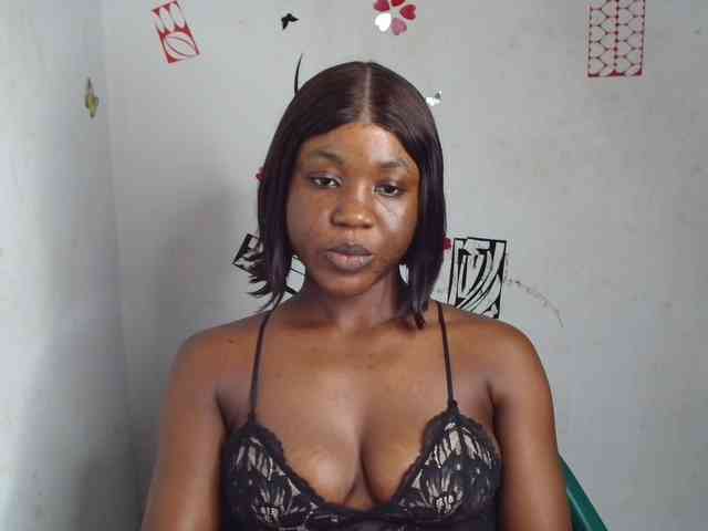 Nasty-petite webcam
