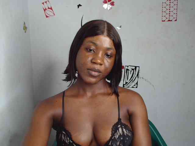 Nasty-petite webcam