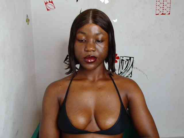 Nasty-petite webcam