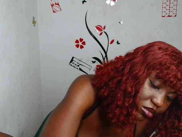 Nasty-petite webcam
