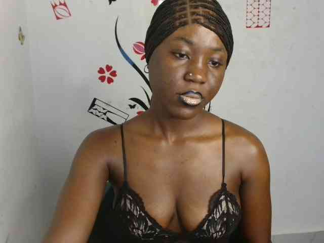 Nasty-petite webcam
