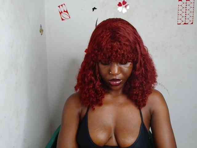 Nasty-petite webcam