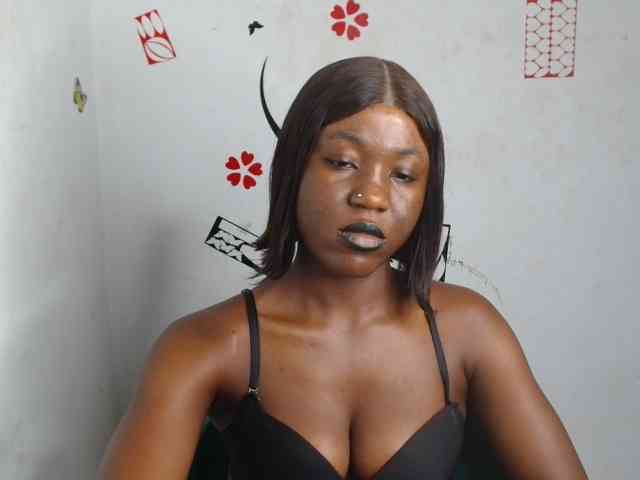 webcam striptease Nasty-petite