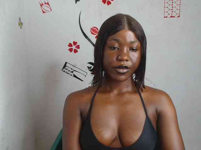 Nasty-petite webcam