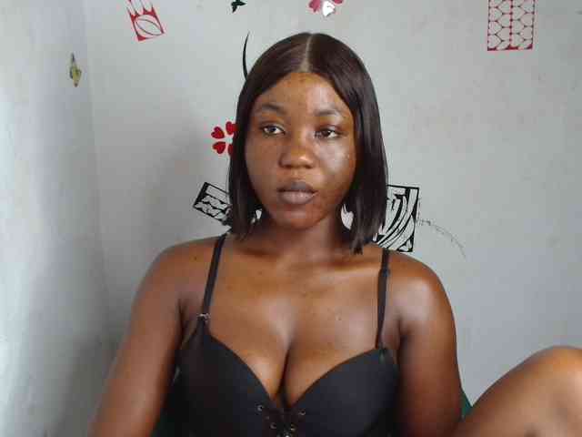 Nasty-petite webcam
