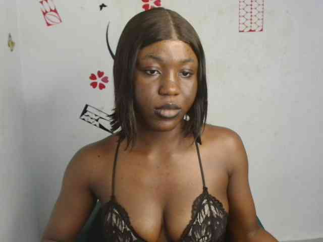 Nasty-petite webcam