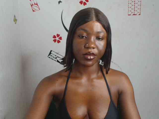 Nasty-petite webcam