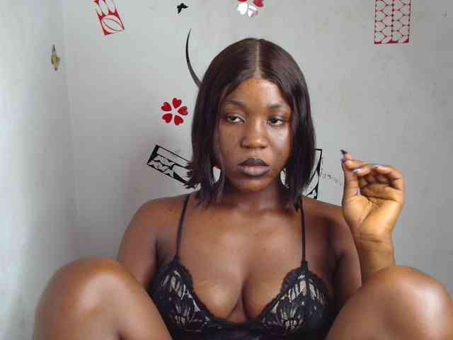 Nasty-petite webcam