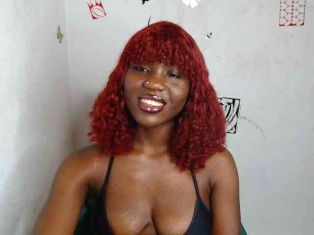 Nasty-petite webcam