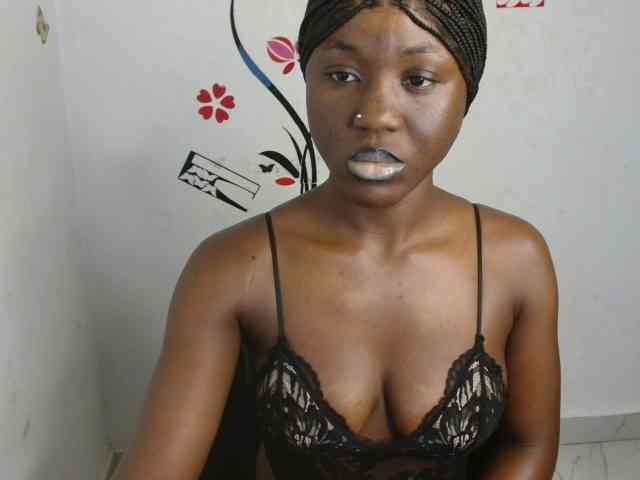 Nasty-petite webcam