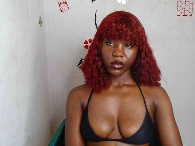 Nasty-petite webcam