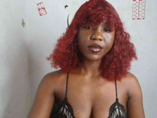 Nasty-petite webcam
