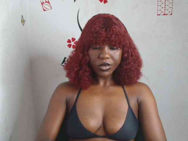 Nasty-petite webcam