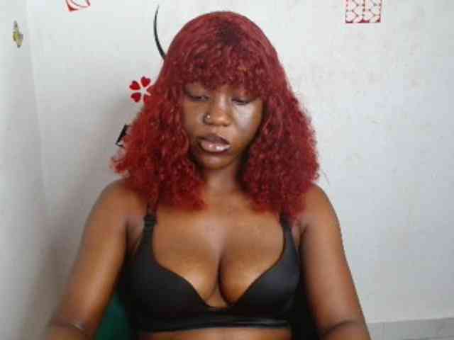 Nasty-petite webcam