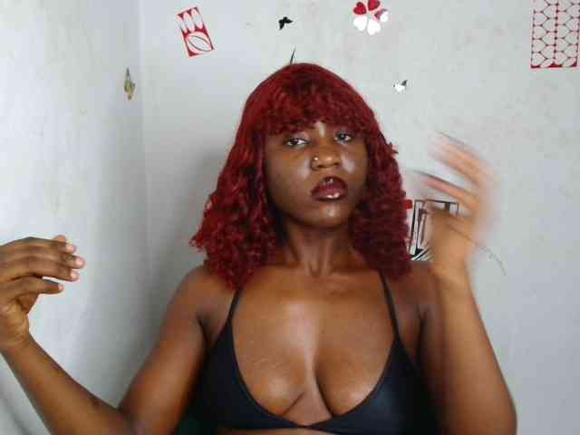 Nasty-petite webcam