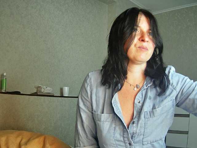 AlisaSmileHot