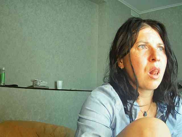 AlisaSmileHot webcam