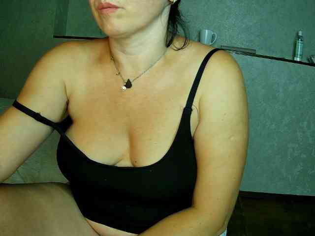AlisaSmileHot AlisaSmileHot